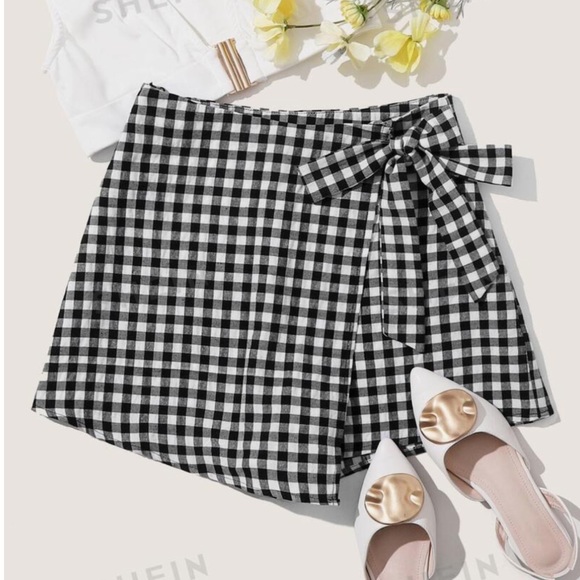 SHEIN EZwear balletcore gingham self-tie skort - Picture 1 of 7